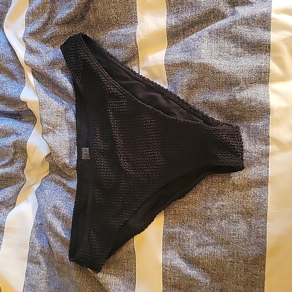 Shein bikini bottoms LG